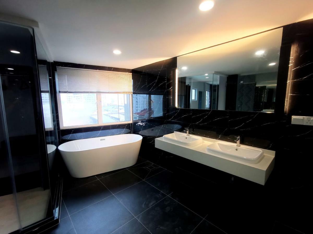 Wow Hotel Penang George Town Ngoại thất bức ảnh