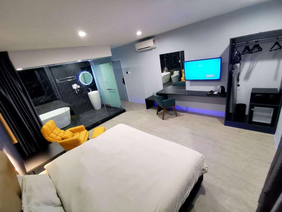 Wow Hotel Penang George Town Ngoại thất bức ảnh