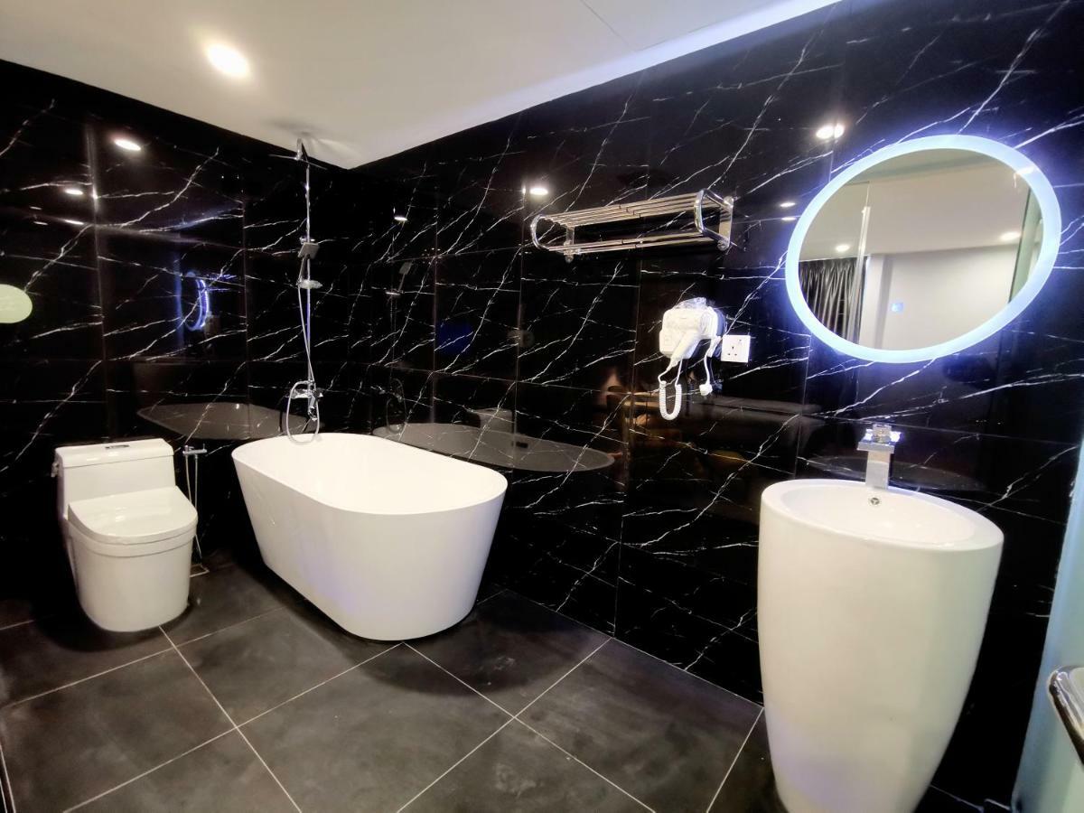 Wow Hotel Penang George Town Ngoại thất bức ảnh
