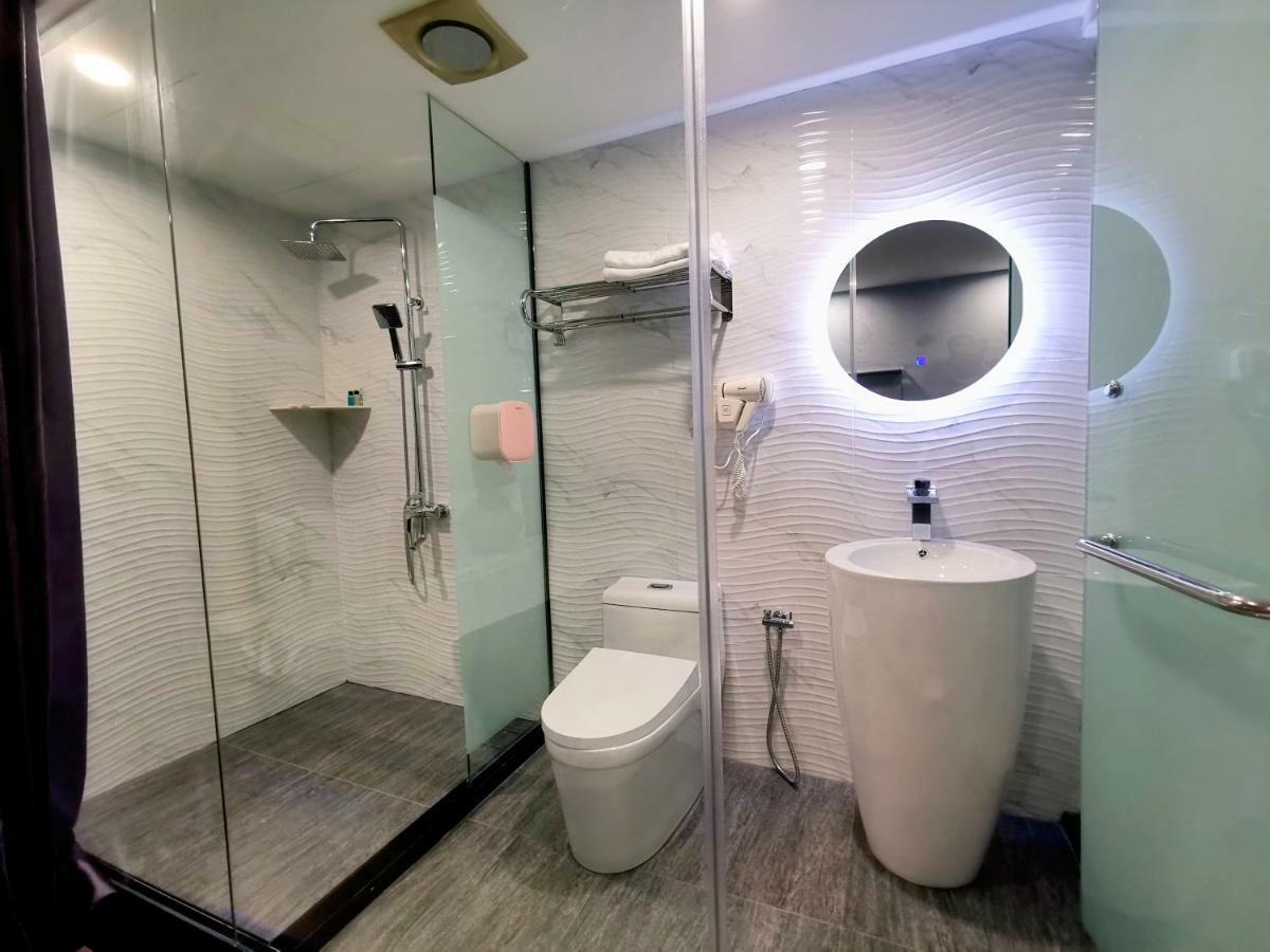 Wow Hotel Penang George Town Ngoại thất bức ảnh