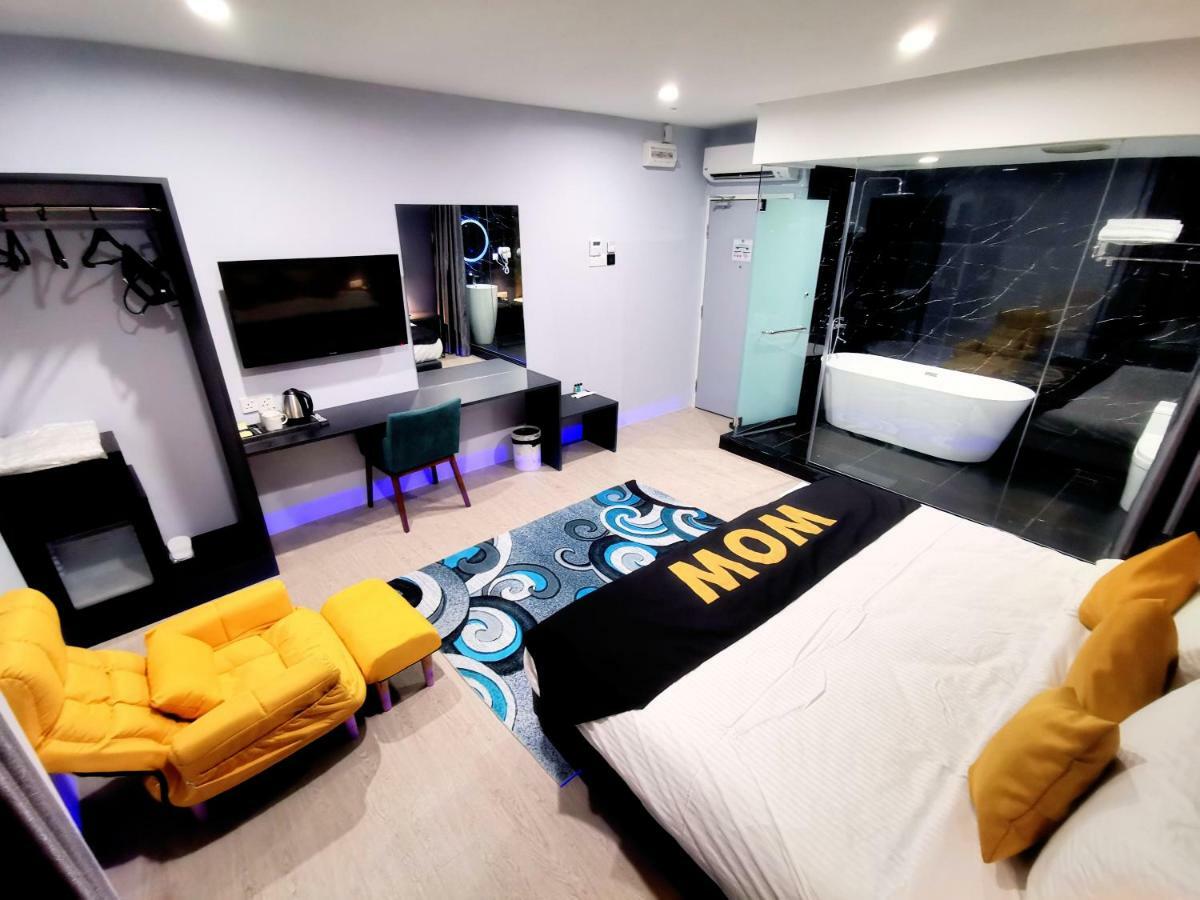 Wow Hotel Penang George Town Ngoại thất bức ảnh